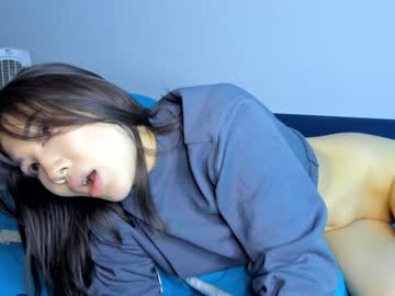 webcam girl lean_lie live cam image #3875228