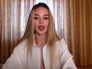webcam girl deressa_love live cam image #2423635