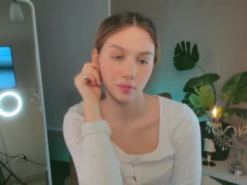 webcam girl yohji_yamamotoo live cam image #3339705