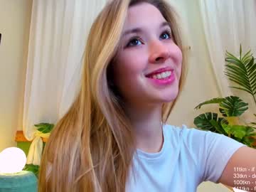webcam girl milablush live cam image #3351397