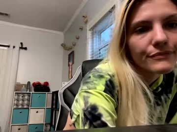 webcam girl valeriesplayzone live cam image #4127188