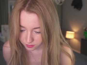 webcam girl infinitysoul_ live cam image #4104655