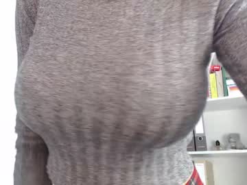webcam girl drink_my_juices live cam image #1211835