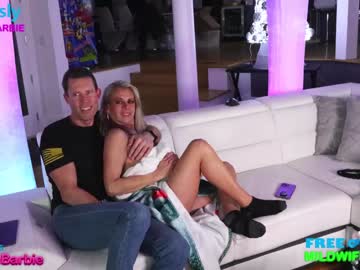webcam girl wildwifebarbie live cam image #6178809