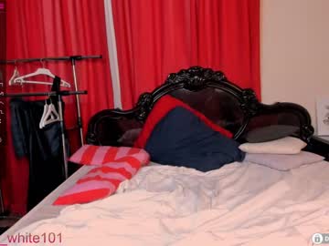 webcam girl foxhilary live cam image #1699748