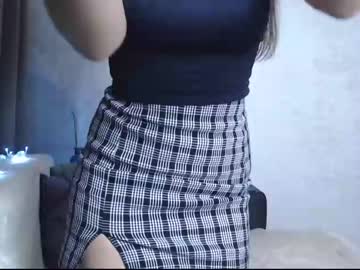 webcam girl sweetbrunettt live cam image #2296130