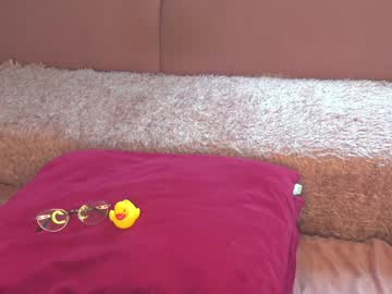 webcam girl xtina__ live cam image #2275810