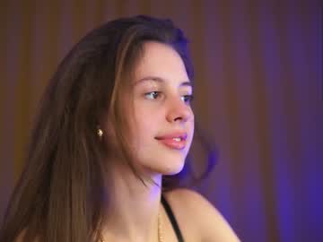 webcam girl plump_bums live cam image #2403876