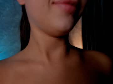webcam girl emilybatee live cam image #5313320