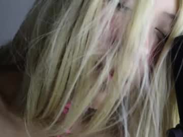 webcam girl wendy_daniela live cam image #6609978