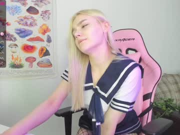 webcam girl allotropp live cam image #4041179