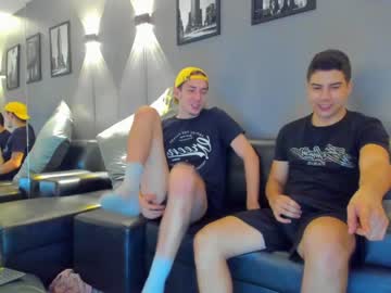 webcam man fratguysonline live cam image #1426262
