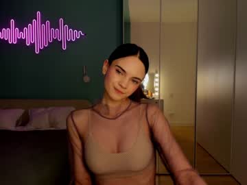webcam girl gloriamil live cam image #3316759