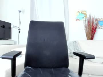 webcam girl dulceyjohn live cam image #4231877