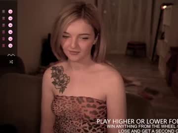 webcam girl lucydelovely live cam image #5480948
