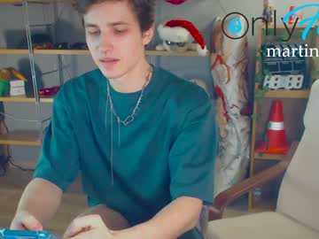 webcam man martinlutar420 live cam image #912700