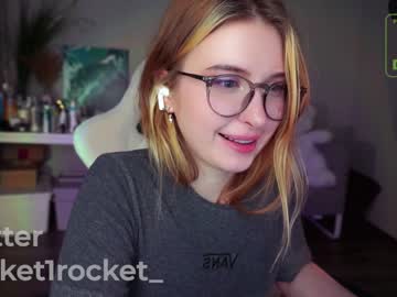 webcam girl pocketrocket_ live cam image #5819177