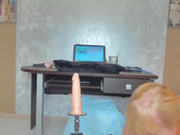 webcam girl squirt_blondy live cam image #2937767