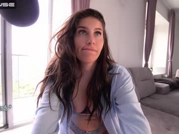 webcam girl innocentemmy live cam image #4589589
