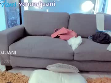 webcam girl vanandjuani live cam image #821189
