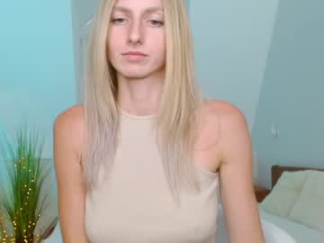 webcam girl kittyca1_love live cam image #5240264