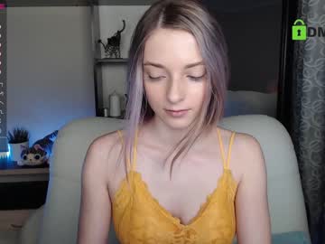 webcam girl adrykilly live cam image #422567