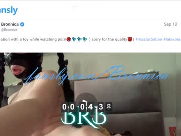 webcam girl bronnica live cam image #5738545