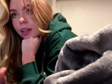 webcam girl madeline_fine live cam image #7064607