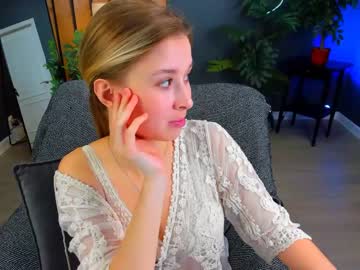 webcam girl milablush live cam image #4604549