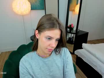 webcam girl princess_diana18 live cam image #6660405
