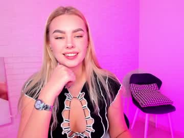 webcam girl 8a8y_nura live cam image #1203583