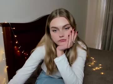 webcam girl lilliankooper live cam image #1931036