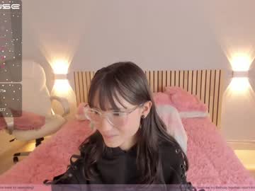 webcam girl little_effy18 live cam image #4306451