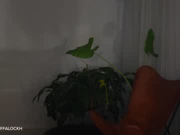 webcam girl tifalock_ live cam image #6442423