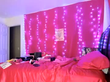 webcam girl sweetandsassyjuicy live cam image #764801