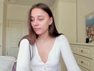 webcam girl eleonora_linn live cam image #2383023
