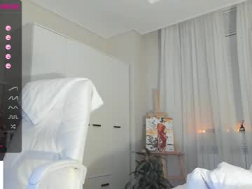 webcam girl hee_jin live cam image #3653385