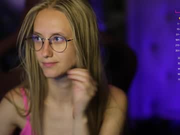 webcam girl angeellina live cam image #4933386