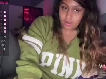 webcam girl blackgurlkitty live cam image #4631060