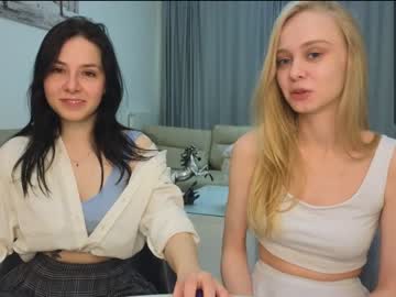 webcam girl kiraknowles_ live cam image #3972267