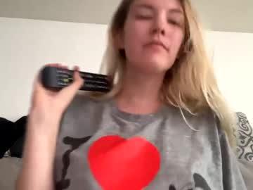 webcam girl mariah95 live cam image #2564493