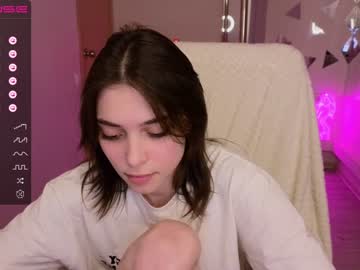 webcam girl lily_ewing live cam image #4326693