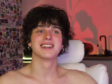 webcam man boyfromanothercity live cam image #6307907