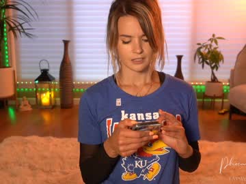 webcam girl phoenix_taylor live cam image #1540203