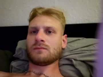 webcam man nippllecken live cam image #4643687