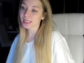 webcam girl sun_shine_baby live cam image #1135274