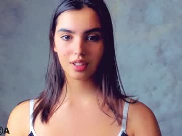 webcam girl nika_la live cam image #834071