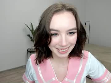 webcam girl vi_vi_an live cam image #4974617