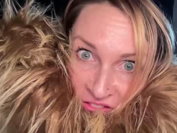 webcam girl kaileeshy live cam image #3249667