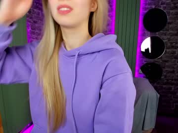 webcam girl milablush live cam image #6103355